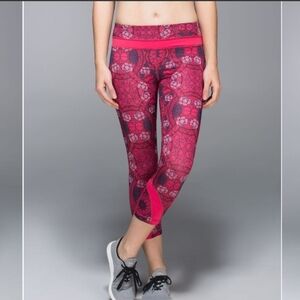 Lululemon Run: Inspire Crop II *All Full-On Luxtreme. Pink. Capri Legging. 4.